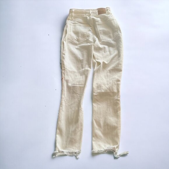 ⚡️QUICKSALE!⚡️ NEW Abercrombie Destroyed Curve Love High Rise Mom Jean in White - Picture 8 of 13